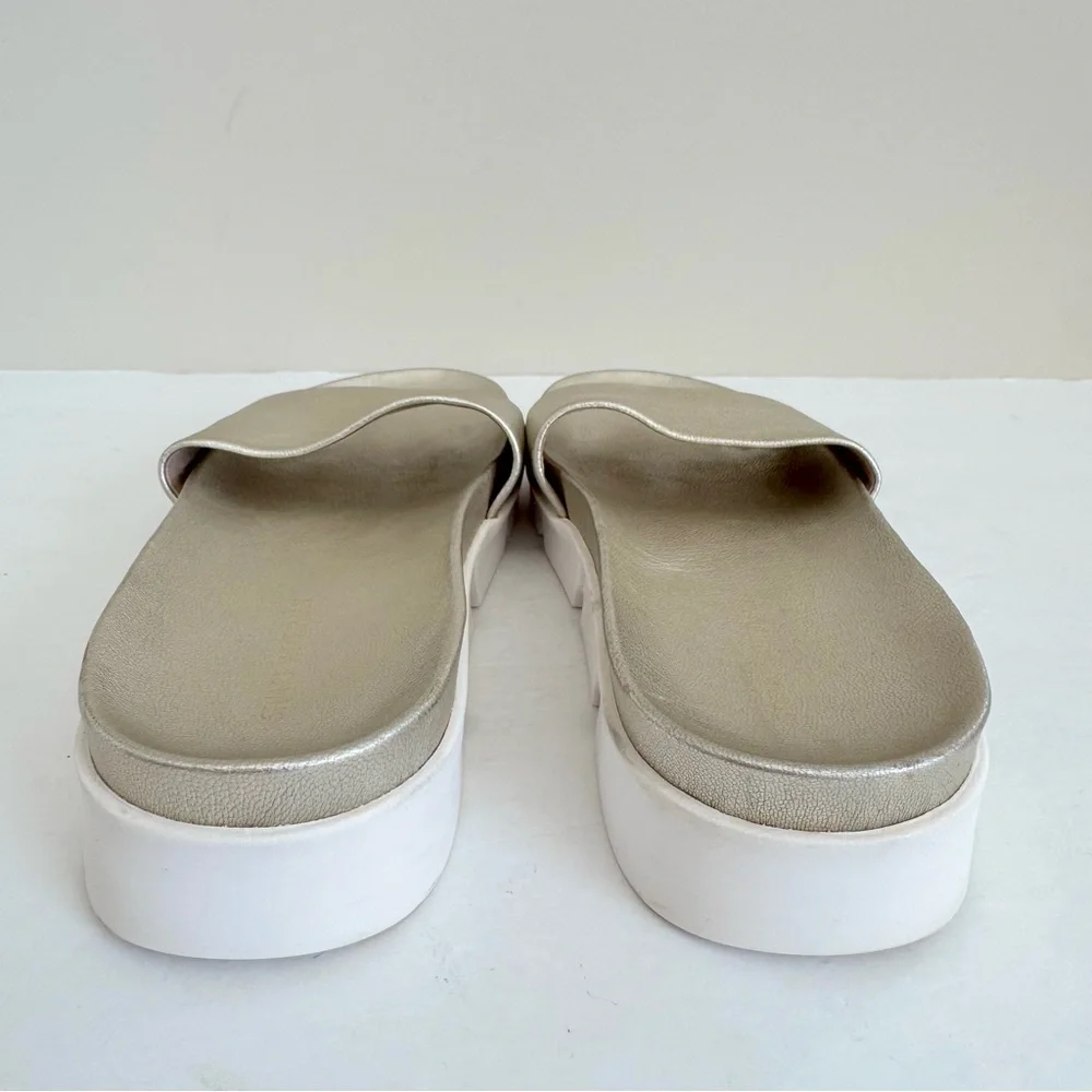 STUART WEITZMAN Landside Pewter Metallic Leather Slide Sandals 8.5